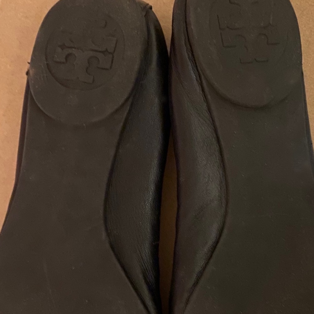 Tory Burch Black Patent Leather Flats, Size 7 - Picture 5 of 9